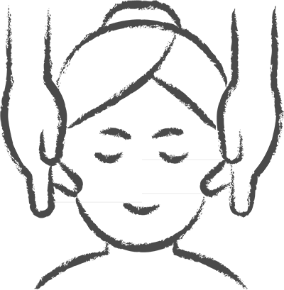 Kobieta w Ostródzie podczas zabiegu stomatologicznego z rękami na twarzy.